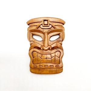 Hawaiiaans tiki-masker, houten decor, wanddecor, wandpaneel, houten wandpaneel, houten masker, houten tiki-masker, Hawaiiaans tiki-masker, gesneden masker,