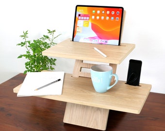 Stand Desk Medium Oak - Bureau debout pour ordinateur portable, bureau debout, agrandisseur d’ordinateur portable, bureau debout, bureau à domicile, support pour ordinateur portable, convertisseur de support de bureau