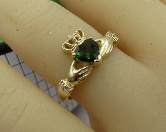 CLADDAGH RING with Green sapphire and diamonds