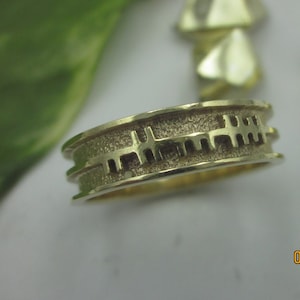 9k yellow GOLD  OGHAM &#39;LOVE&#39;  ring .