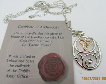 REAL IRISH GOLD trinity pendant .