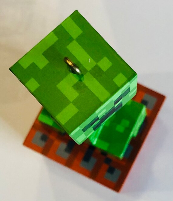 New Minecraft Creeper Hallmark Mojang Christmas Tree Ornament 2 1/2 In