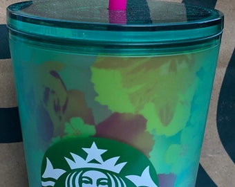 New Starbucks 2022 Soft Touch Green Floral Tumbler Grande 16oz Cup