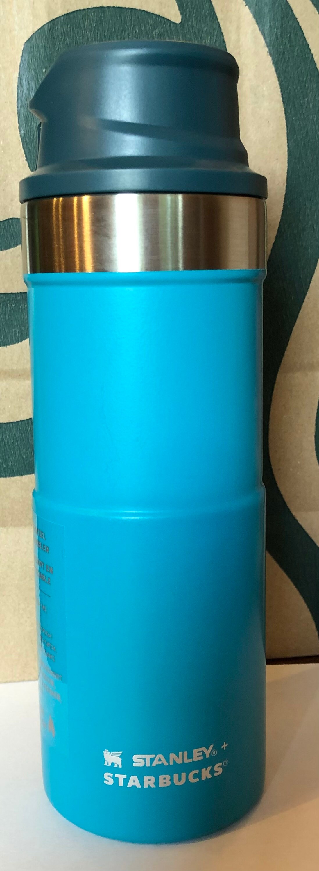 Starbucks Stanley Classic Straw Cup sky blue Insulated Car Cup 20oz Light  Blue