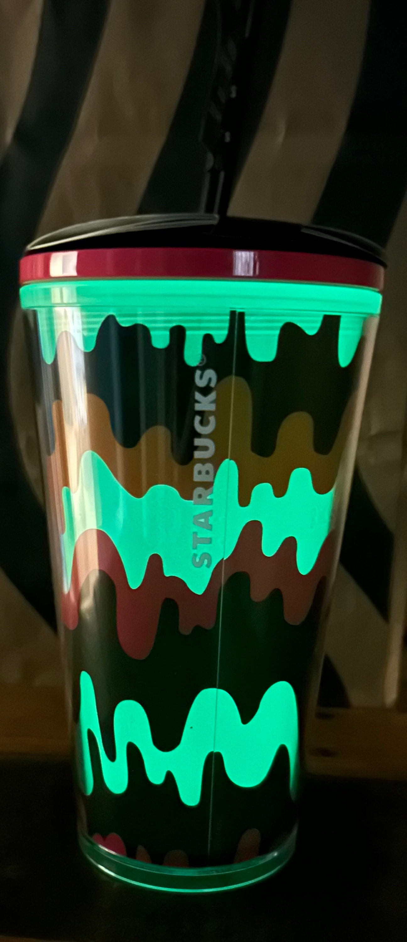 2021 STARBUCKS HALLOWEEN CUP GLOW IN THE DARK Plastic With Stickers