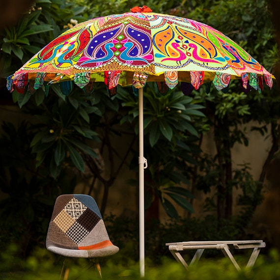 Decorative Garden Parasol Umbrella With Twin Peacock