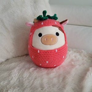 8" Strawberry Costume for Moo Squish