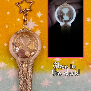 ATEEZ Glow in the Dark Lightiny Shaker Keychain/Bag Charm by TheuwuSnail