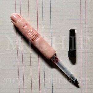 The Finger Pen Realistic ballpoint finger pen image 2