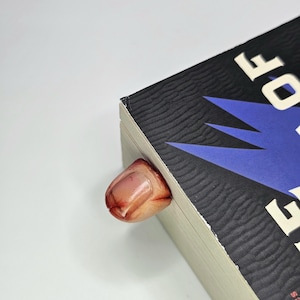 Scary Severed Finger Bookmark - Horror reading accessory - Macabre art gift