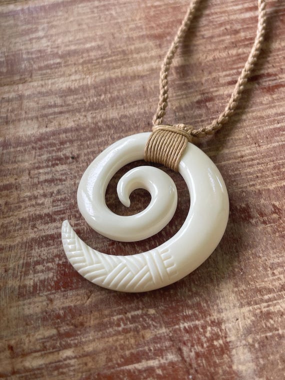 Hand Carved Buffalo Bone Koru Necklace – Maori Fern Pendant
