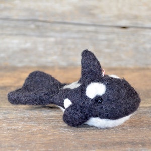 PDF- Needle Felting Digital Download, Orca Tutorial