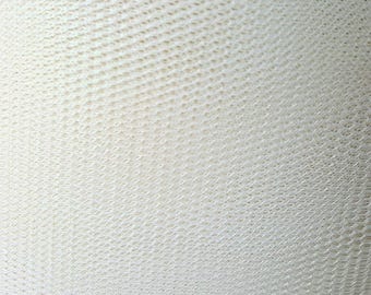 Tela de malla hexagonal rígida color marfil, red de crinolina rígida de 60" cortada a medida, enagua/falda interior.