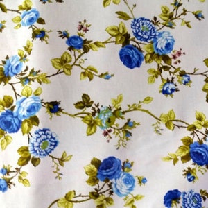 Classic Blue Rose Floral Print Poly Cotton Fabric 58" By The Yard Victorian Roses