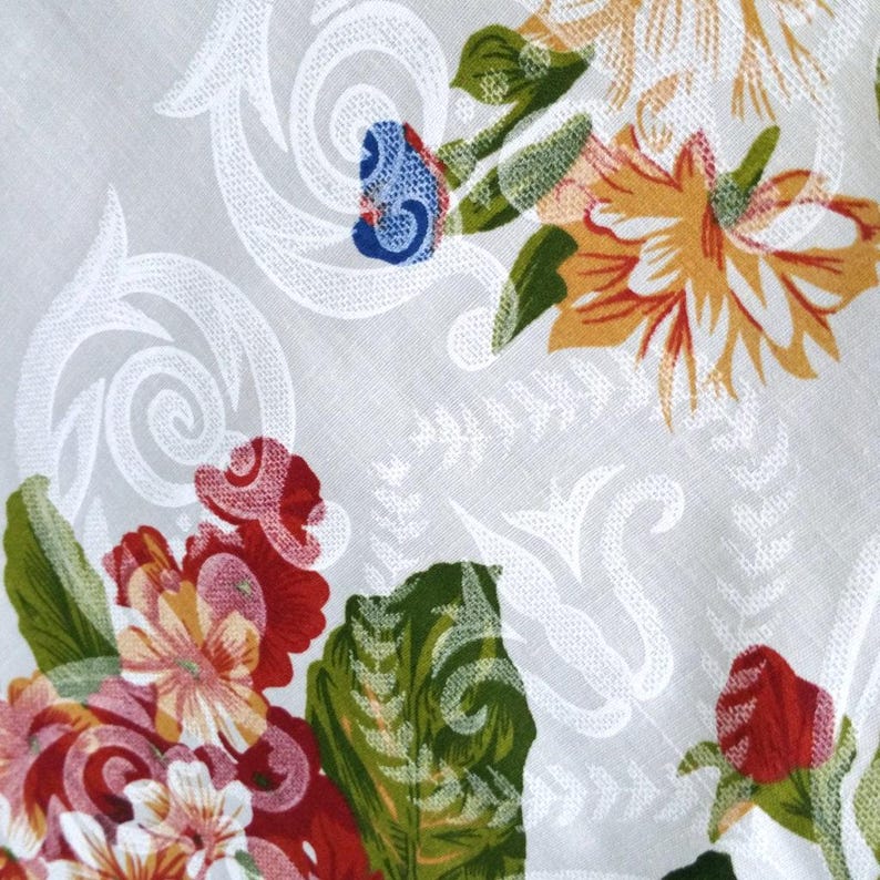 Classic Victorian Floral Damask Poly Cotton Print Fabric 58" By The Yard Victorian Peone Vines image 2