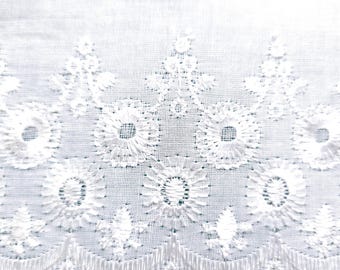 3 Yard Lot Lace Eyelet Trim Broderie Anglaise 3" Scalloped Edge / Cotton Poly / White