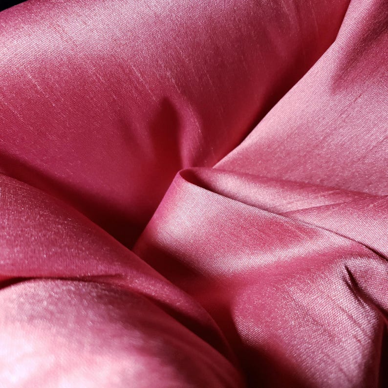 Tissu Dupioni imitation soie corail saumon rose 58 pouces par mètre | Corail chaud et lustré pour les mariages d'été, les robes de demoiselle d'honneur, les robes de chambre et les fêtes image 7