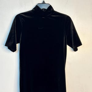 Women&#39;s Velvet Turtle Neck Pull Over Short Sleeved Top- Womens Black Velour Turtleneck Top