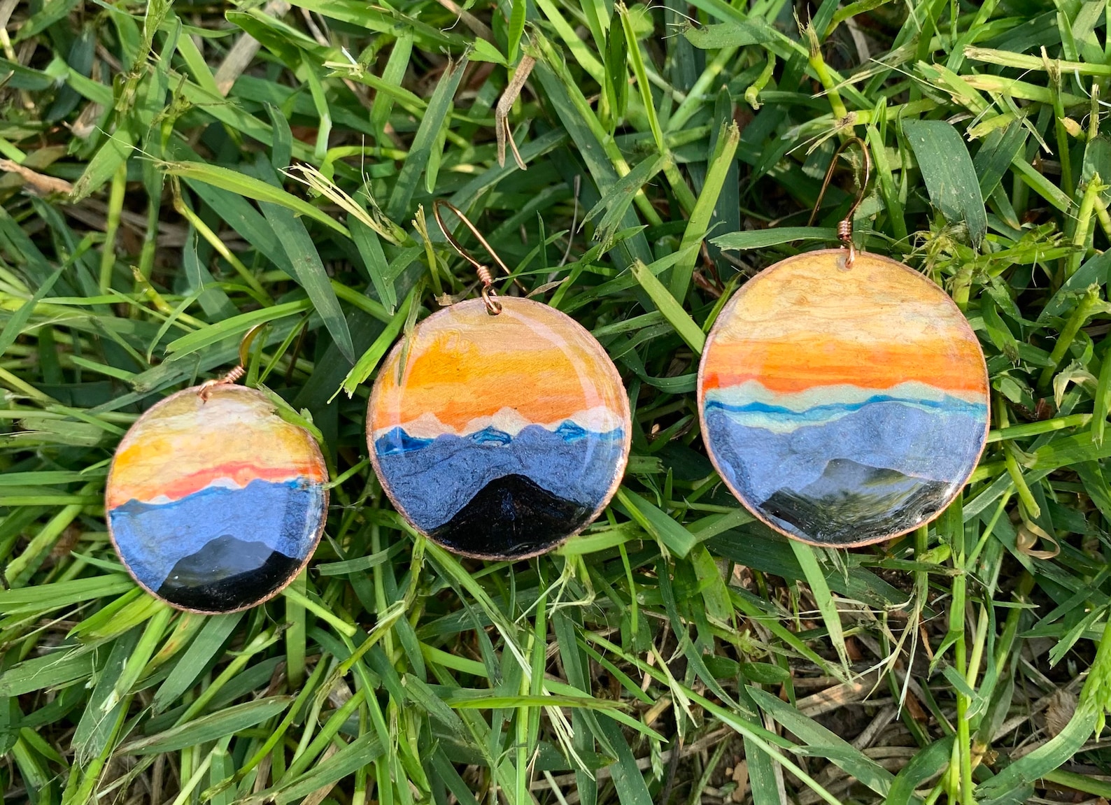 Blue Ridge Mountain Sunset Pendientes de cobre artesanal | Etsy