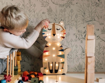 Lampe de table tigre en bois, veilleuse LED, lumière décorative personnalisée pour chambre d'enfant, veilleuse en bois, lampe de chevet de Noël pour enfants