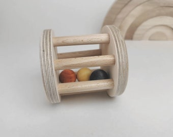 Roll-Rassel aus Buchenholz, Holzrassel, Montessori Spielzeug, Rassel für Babys, handmade