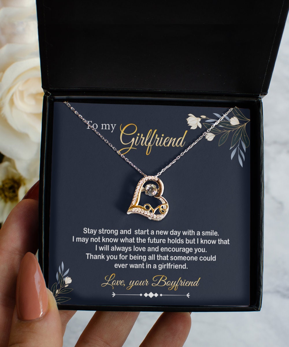 Necklace for deals a girlfriend