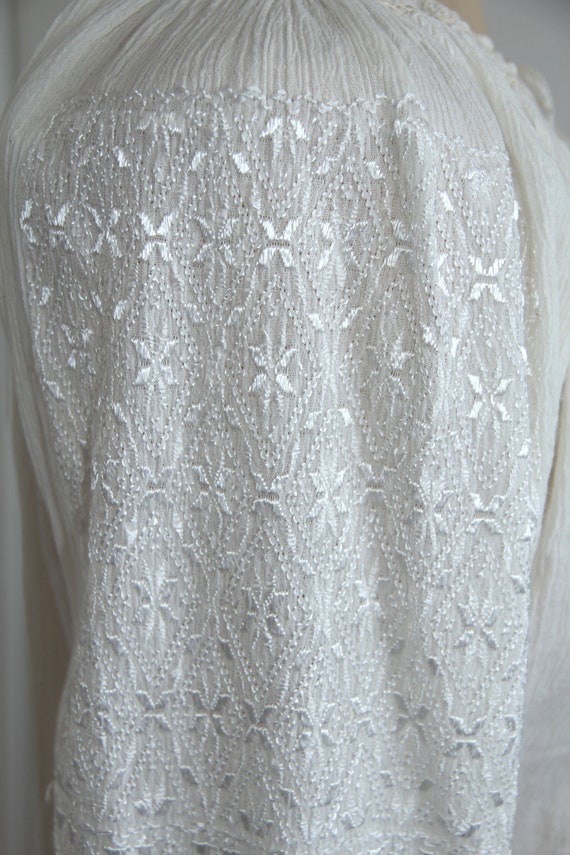 Romanian embroidered traditional blouse - image 5