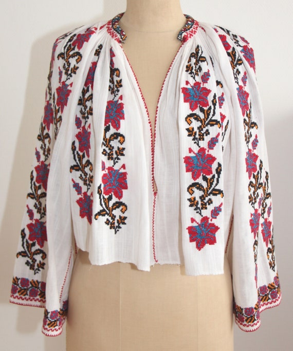 Vintage Romanian traditional blouse from Oltenia