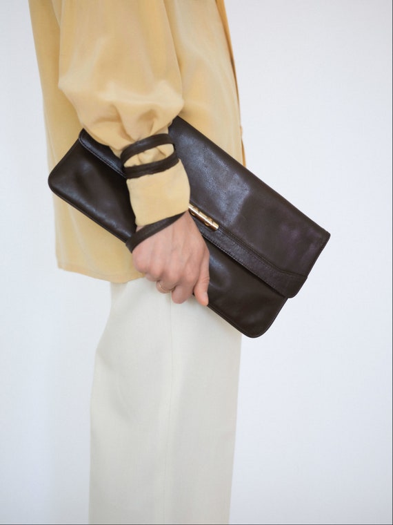 Vintage leather baguette bag