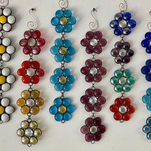 Stained Glass Daisy Chain Suncatcher • Daisy Chain Gift • Window Hanging Daisy Chain • Flower Gift