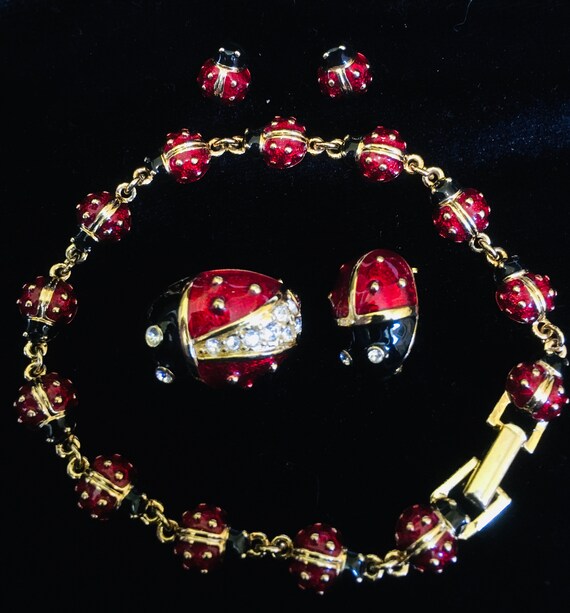 Vintage Joan Rivers Ladybug Jewelry Set Earrings,