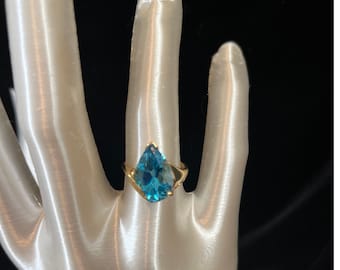 Blue Synthetic Zircon Ring 10K Solid Yellow Gold Size 7