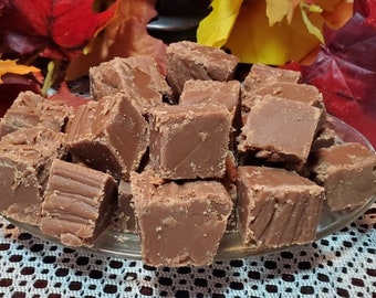 Fudge, Old fashioned Chocolate Fudge....... Plain or with Nuts! Made in small batches to order