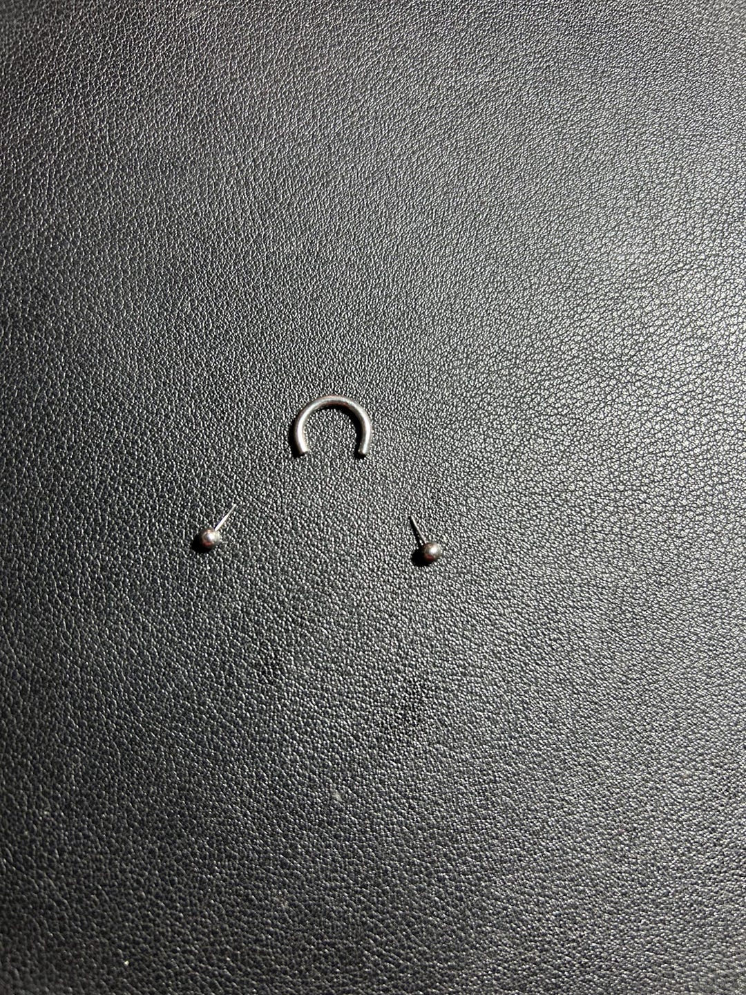 14 Gauge 5/16” Threadless ASTM F136 Titanium Circular Barbell W/ 3mm ...