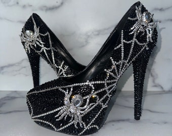 Servicio de cristal personalizado: transforme zapatos con adornos de cristal de alta calidad colocados a mano por expertos / Moda sostenible, reciclaje / Nuevo o usado