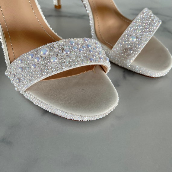 Vintage Lace Wedding Shoes . Bridal High Heels ..lacy Bridal - Etsy | Wedding  shoes lace, Wedding shoes vintage, Lace bridal shoes