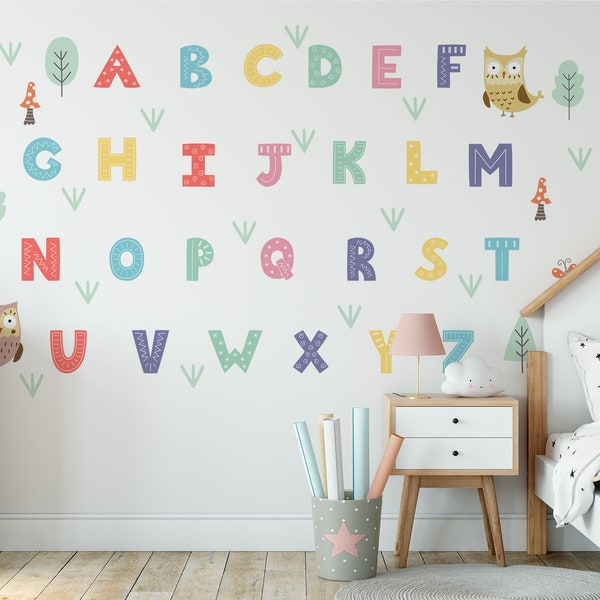 Bunte Alphabet Buchstaben Eulen und Bäume Pflanzen Pilze Wandtattoos Aufkleber Schlafzimmer Kinderzimmer Wandkunst Abziehen und abkleben