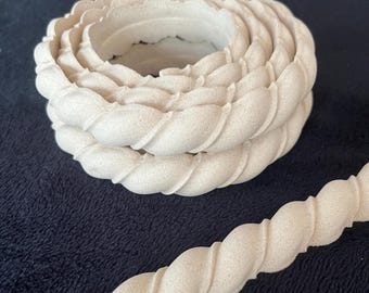 Heat Bendable Wood Trim – Flexible Decorative Moulding for DIY, Crafts & Furniture Restoration – Deco-Curve Design  DC0100  L x 1 Metre