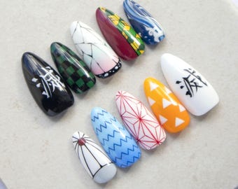 Hand-Painted Character Inspired Press-Ons, Anime Costume Motif Nails, Cosplay Style
