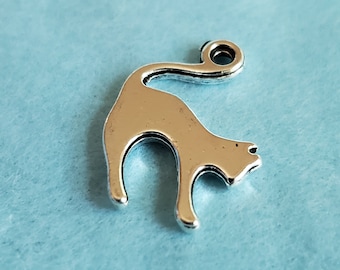 Antique Silvertone Cat Charm, Silver Cat Charm, Silver Kitten Charm