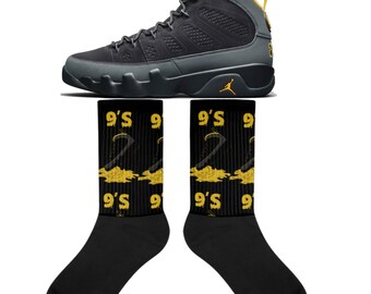 university gold jordan socks
