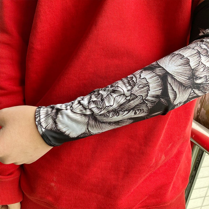 A Pair of Blackwork Peony Long Arm Cover,Arm Sleeves image 1