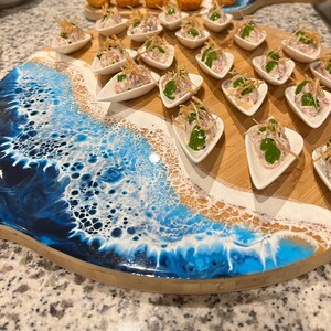 Blue Resin Wave Bamboo Ocean Pizza Serving Platter Chopping Board image 3