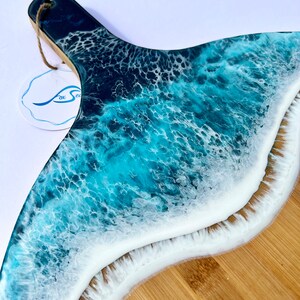 Blue Resin Wave Bamboo Ocean Pizza Serving Platter Chopping Board image 6