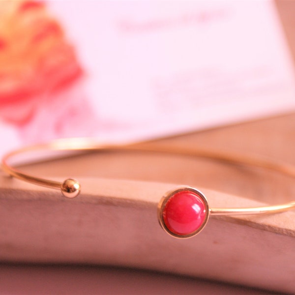 Bracelet jonc cabochon rouge fushia