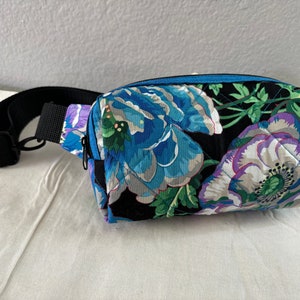 Blue Kaffe Floral Belt Bag, Crossbody Bag, Fanny Pack, Bum Bag, Aspen Belt Bag, Quilted Bag, Hands Free, Quilted Belt Bag
