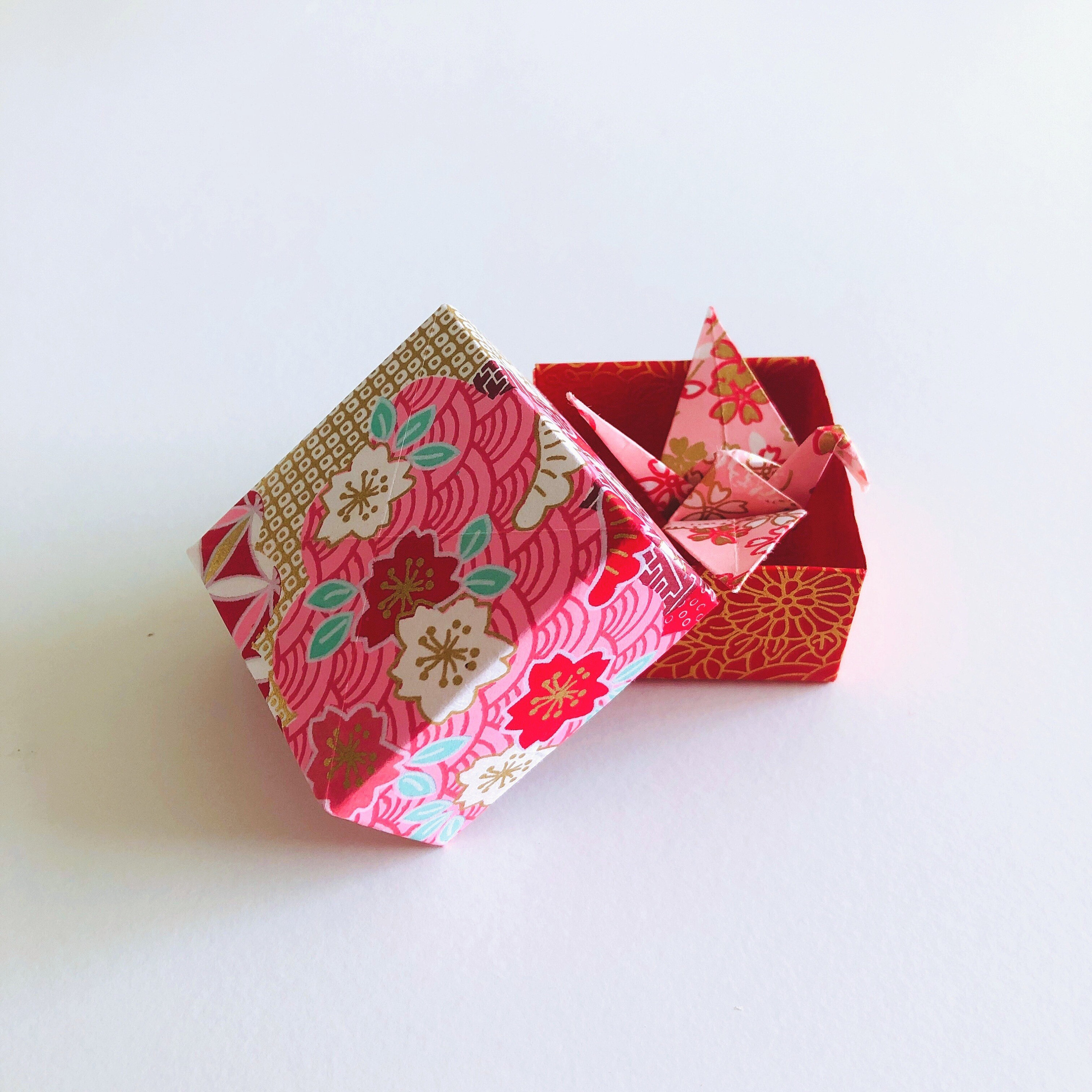 千代紙ギフトボックス入り折り鶴、紙製記念日ギフト - Etsy 日本