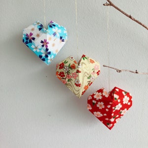 Large Origami Heart Decor, Paper 3D Hearts Hanging for Wedding and Home Decor, Sustainable Home Decor made by Origami Paper