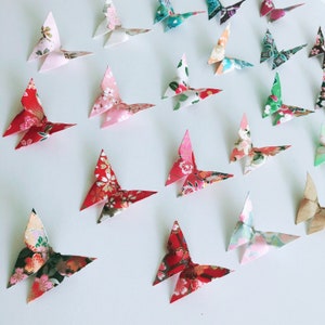 Grandes mariposas japonesas de origami, conjunto de 5, 10, 15, 20, decoración de pared de mariposas de papel, decoración de mesa de boda de origami, favores de fiesta de origami