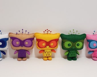 Taffy Owls Pun Cushions with 6 coordinating pins!